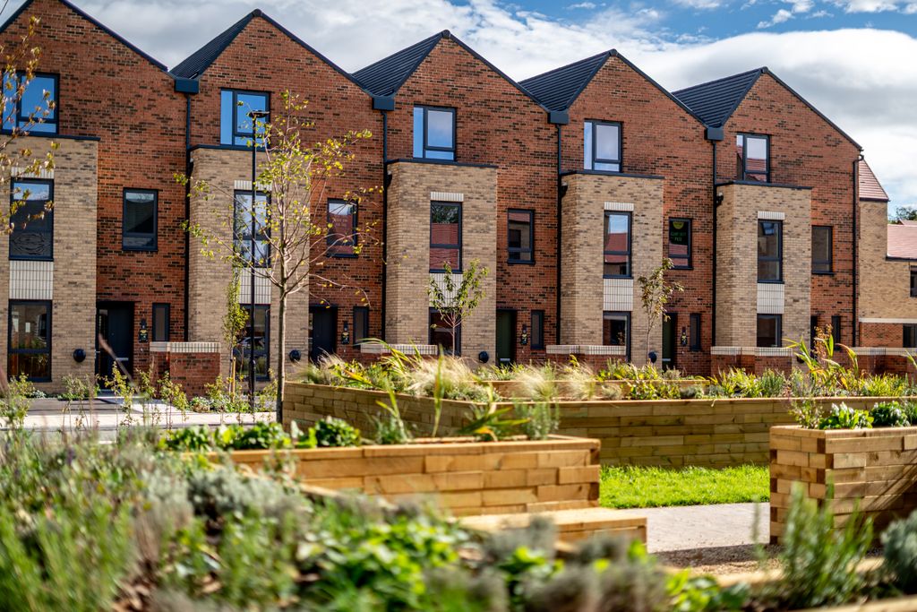 Property photo 2 of 12