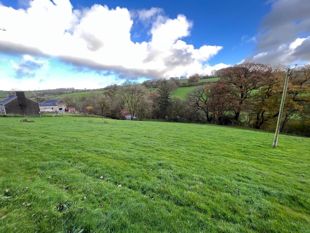 Property photo 3 of 35