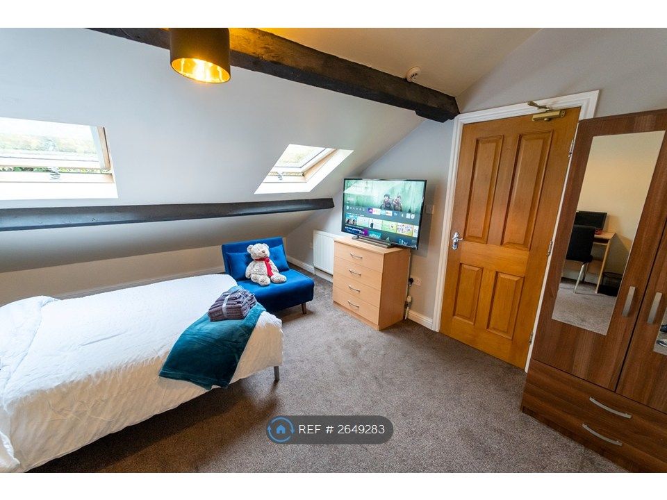 Property photo 3 of 8