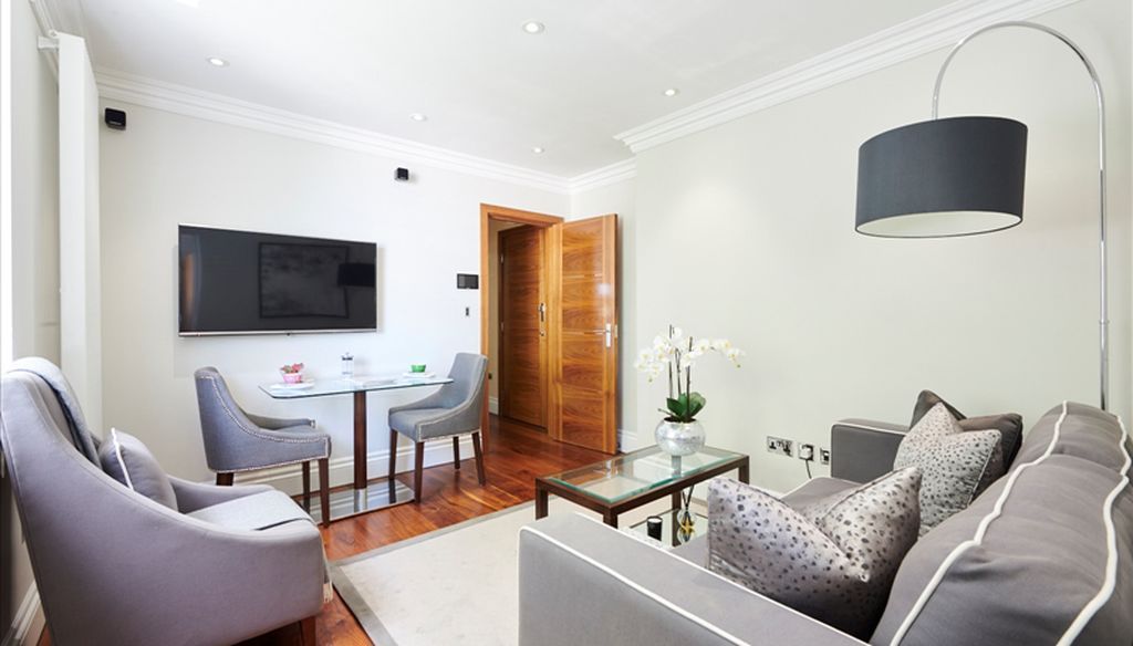 Property photo 2 of 8 Photo 1