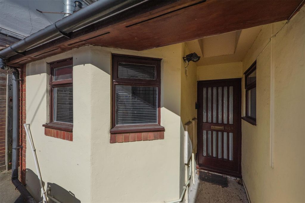 Property photo 1 of 11 Herne Bay Road, Tankerton, Whitstable