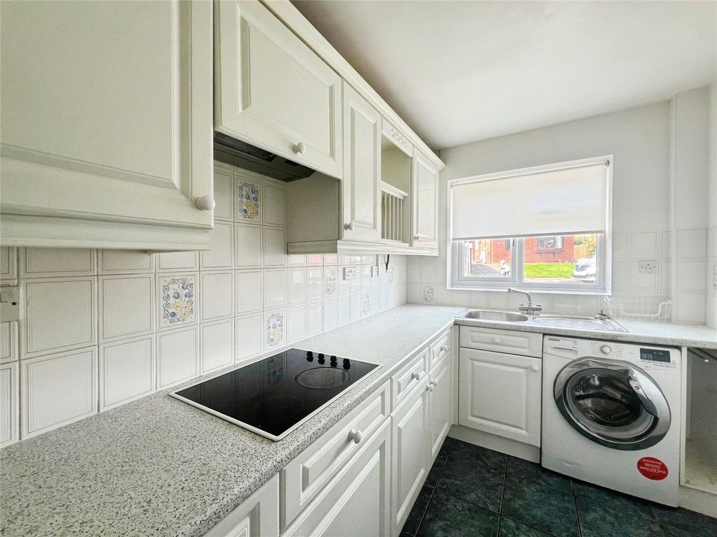 Property photo 3 of 15 Picture No. 01