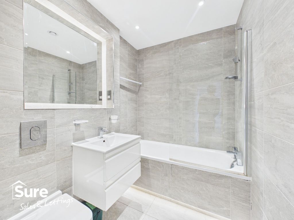 Property photo 2 of 16 1035611