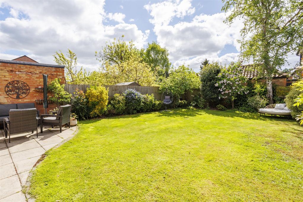 Property photo 3 of 33 21_Lang_Road_25.Jpg