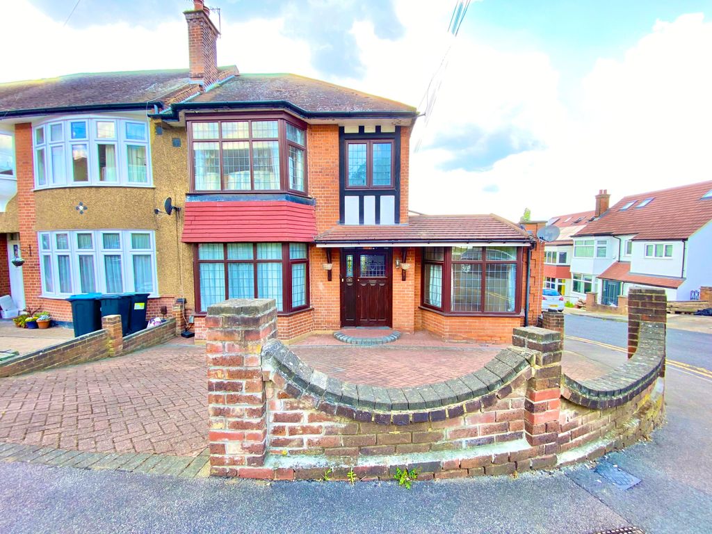Property photo 1 of 20