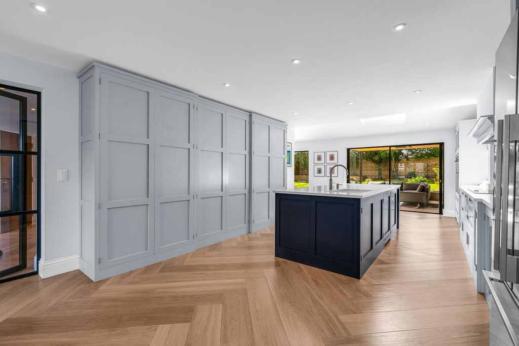 Property photo 3 of 51 Internal-Smalll-10.Jpg