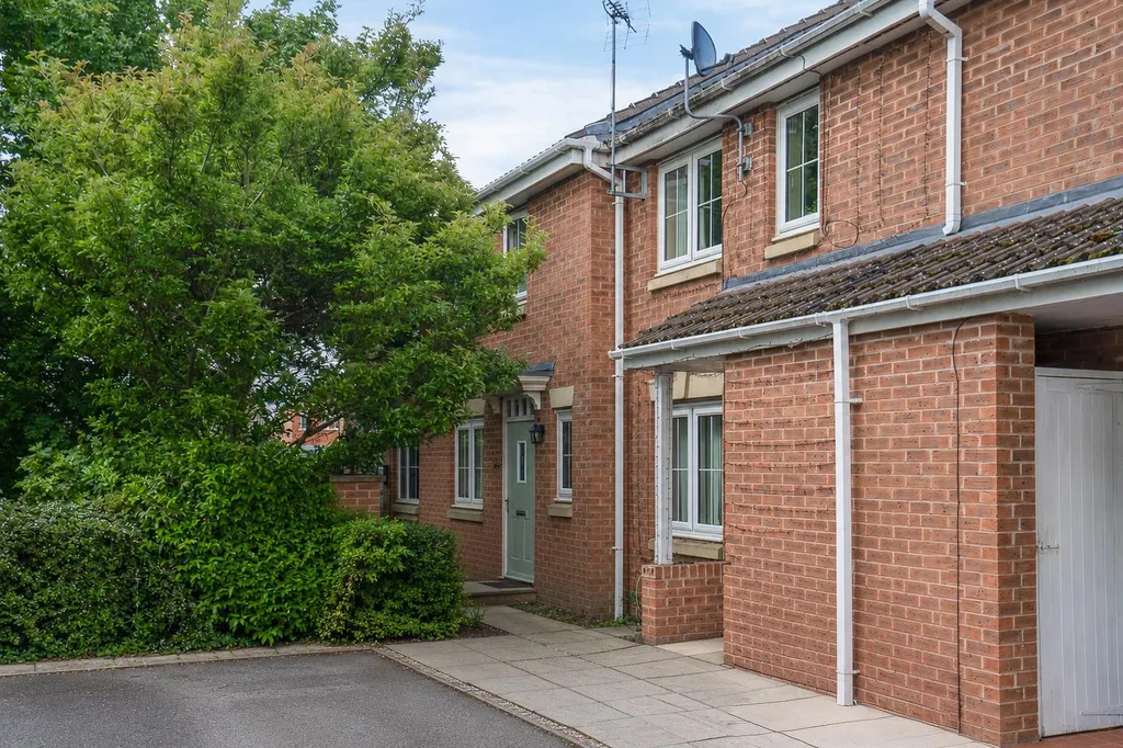 House in York, Knapton, Chapelfields - More