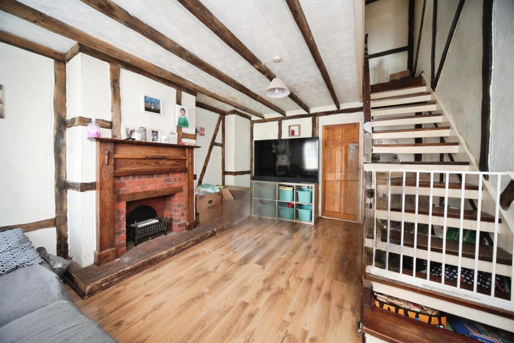 Property photo 2 of 11