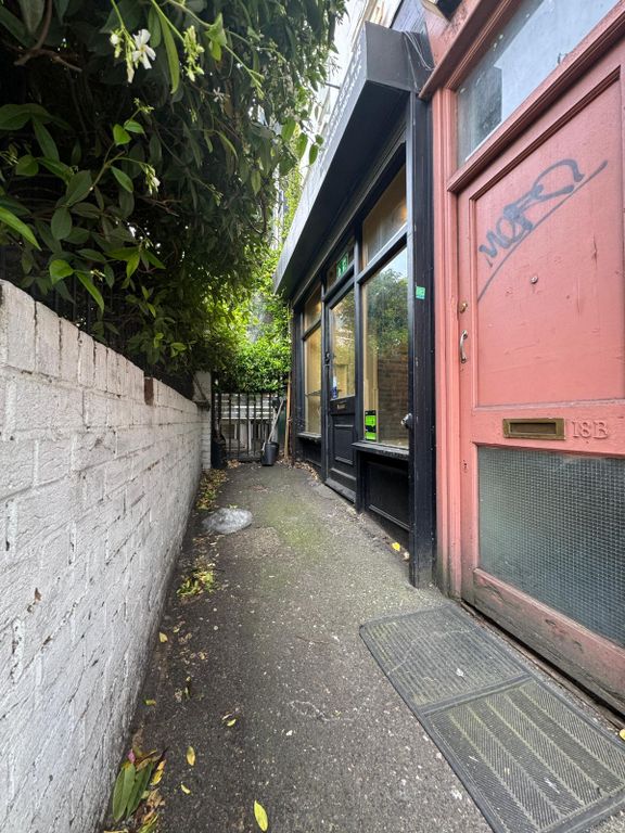 Property photo 2 of 13 Photo 12