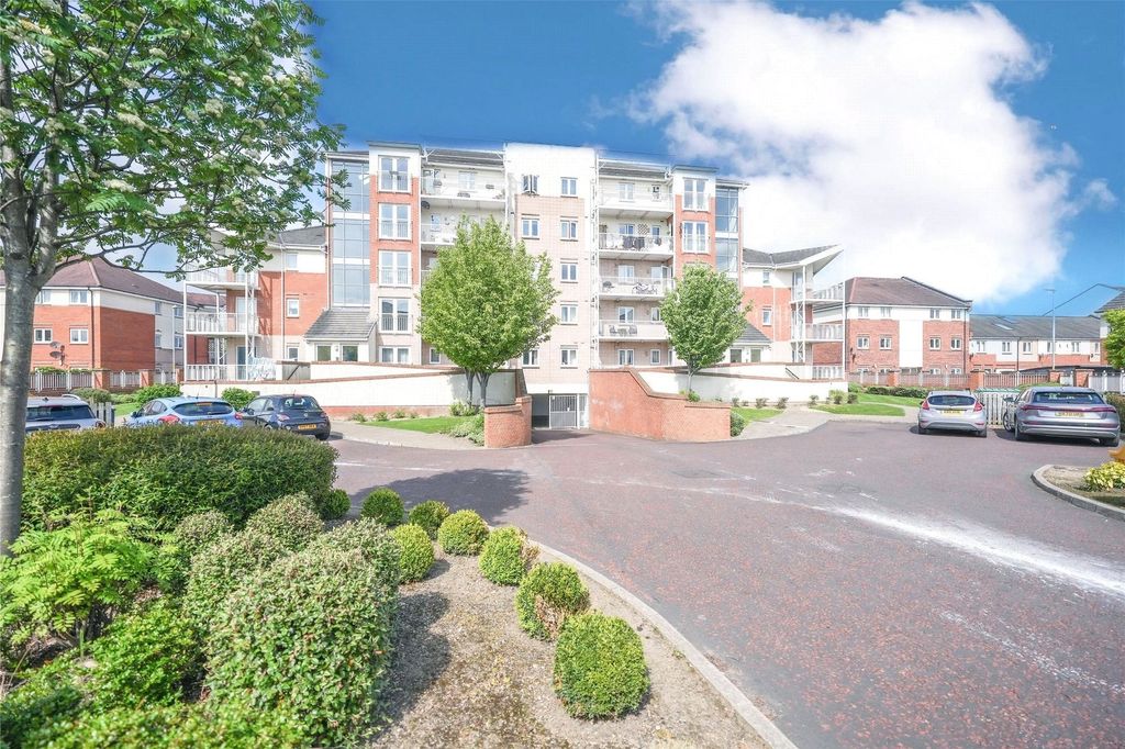 Property photo 1 of 13 External