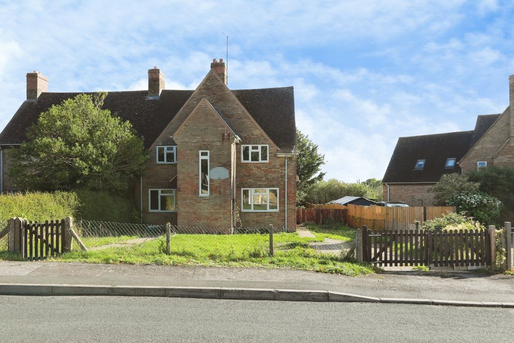 Property photo 1 of 16 Pbox-Img.Jpg