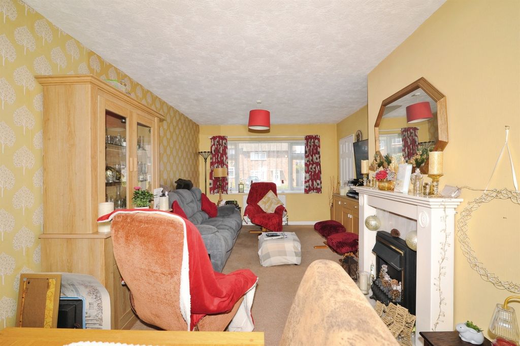Property photo 3 of 15