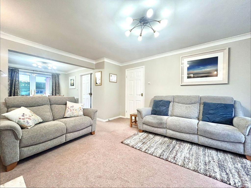 Property photo 3 of 22