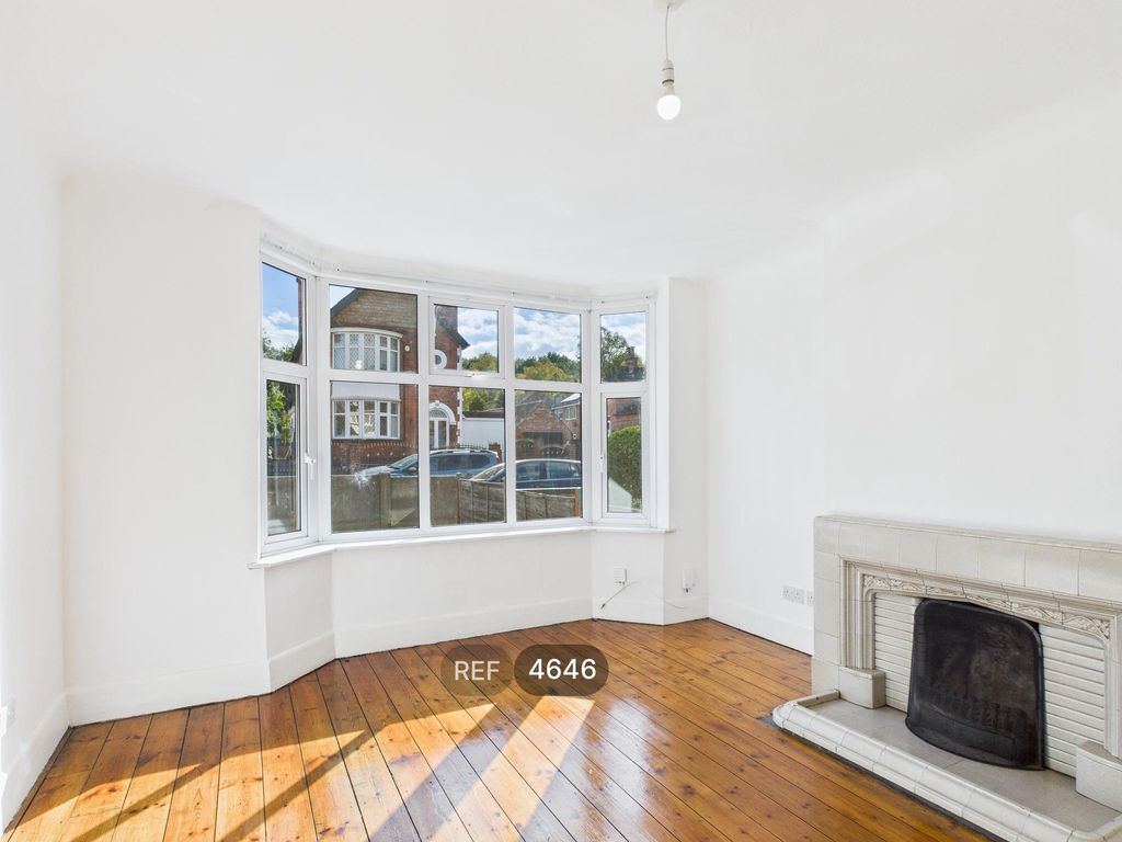 Property photo 2 of 16 Living Room