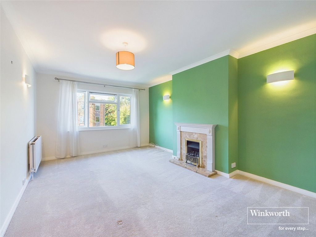 Property photo 3 of 15 Picture No. 25