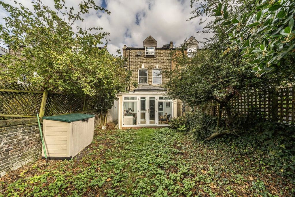Property photo 3 of 10