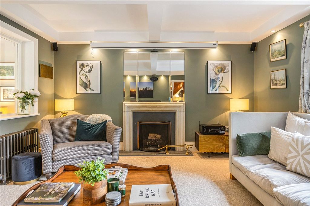 Property photo 1 of 45 Drawing Room