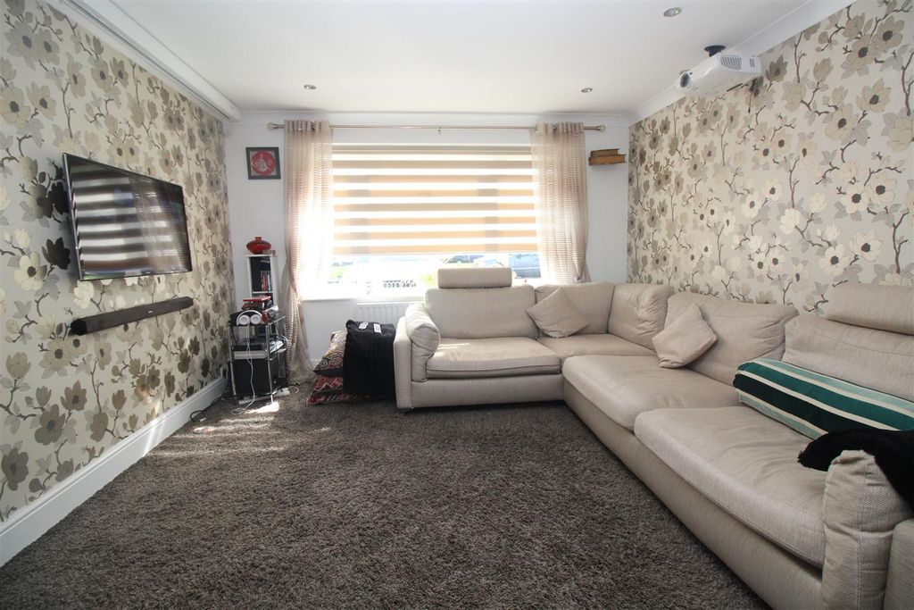 Property photo 2 of 13 Img_2695.Jpg