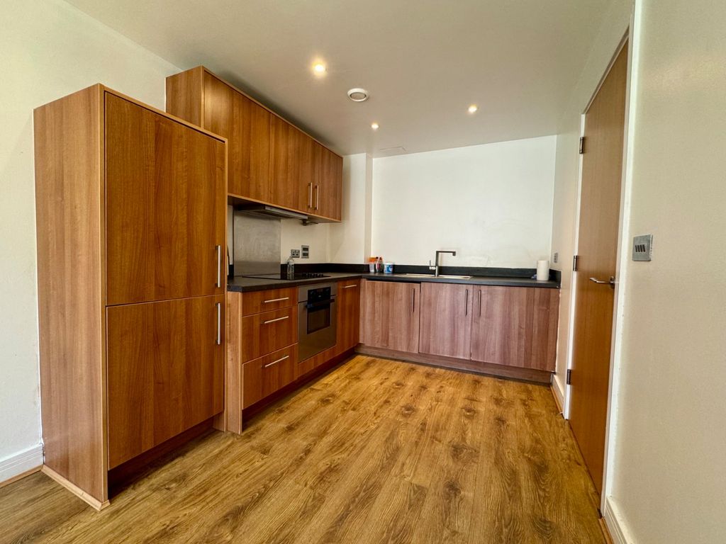 Property photo 3 of 10 Picture No. 13