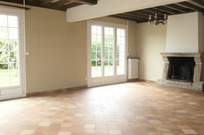 Property photo 3 of 10