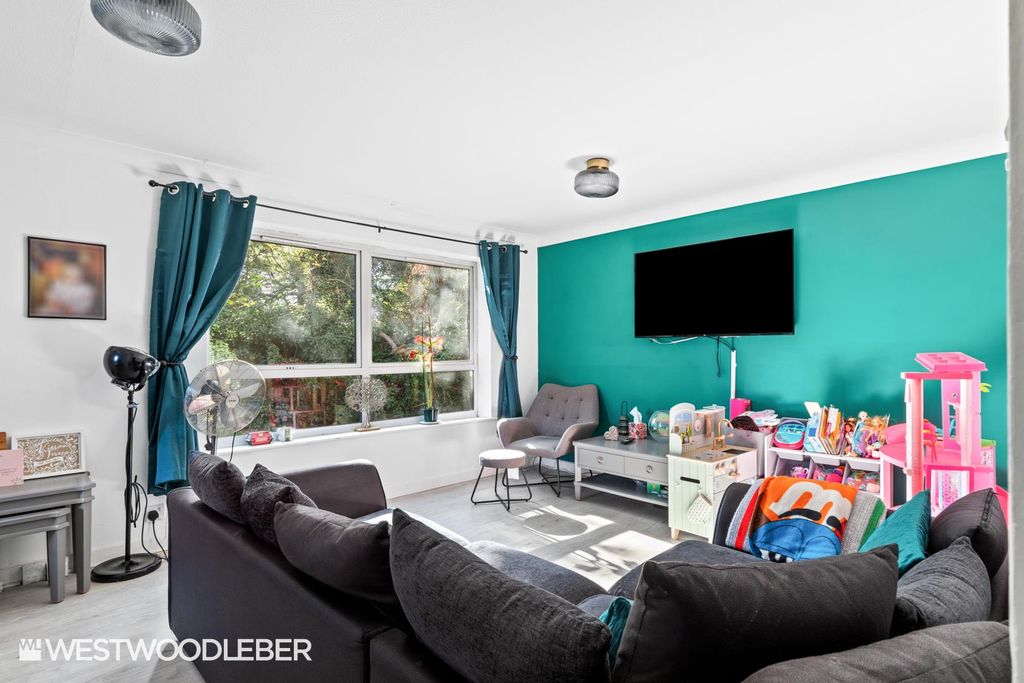 Property photo 2 of 17 Lampits_6.Jpg