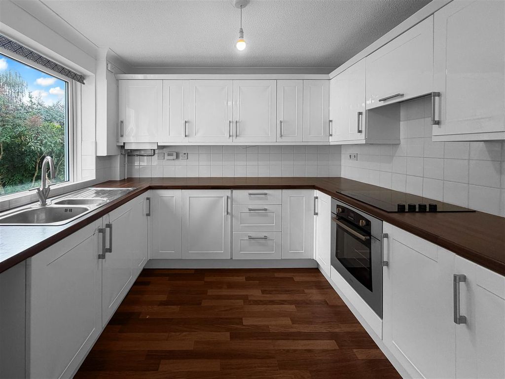 Property photo 2 of 12 Img_1992.Jpg