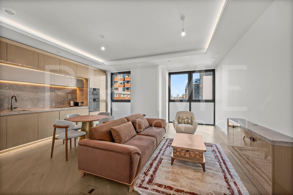 Property photo 3 of 16 Kitchen3.Jpg