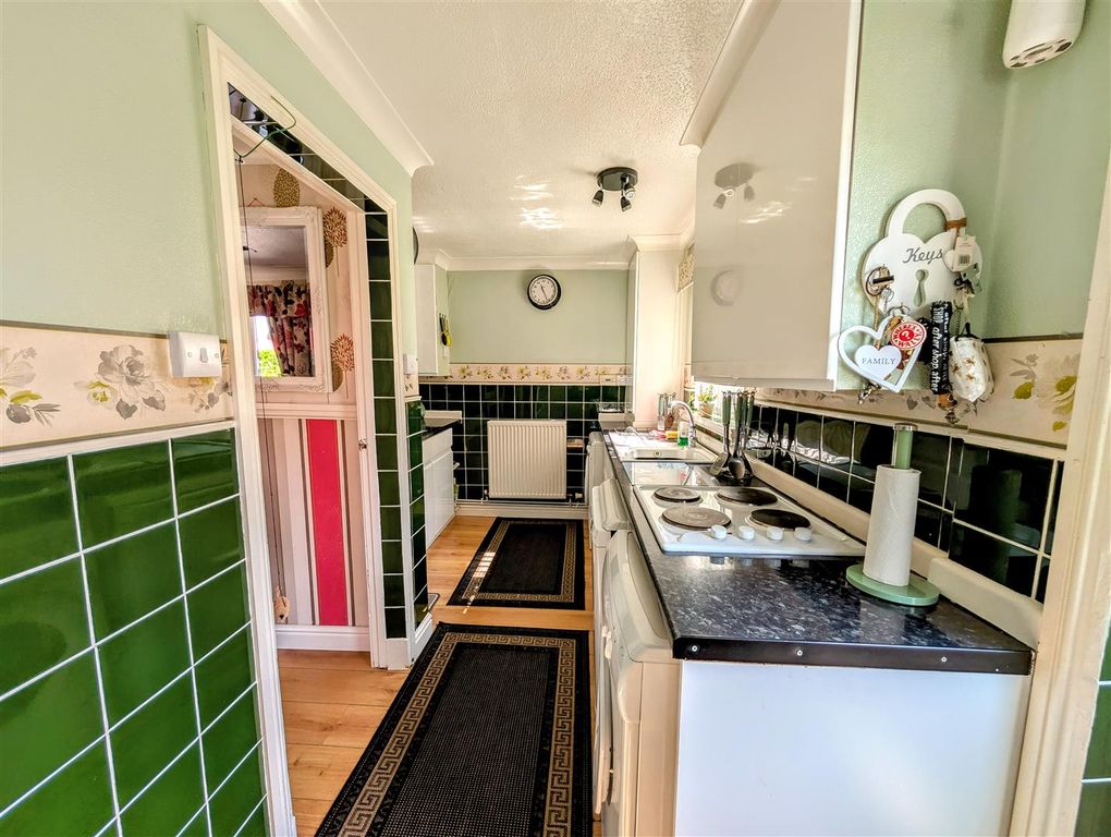 Property photo 3 of 15