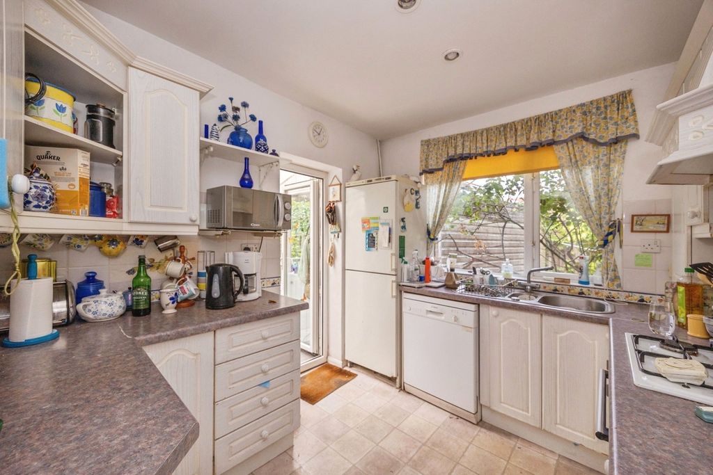 Property photo 3 of 23 Pbox-Img.Jpg