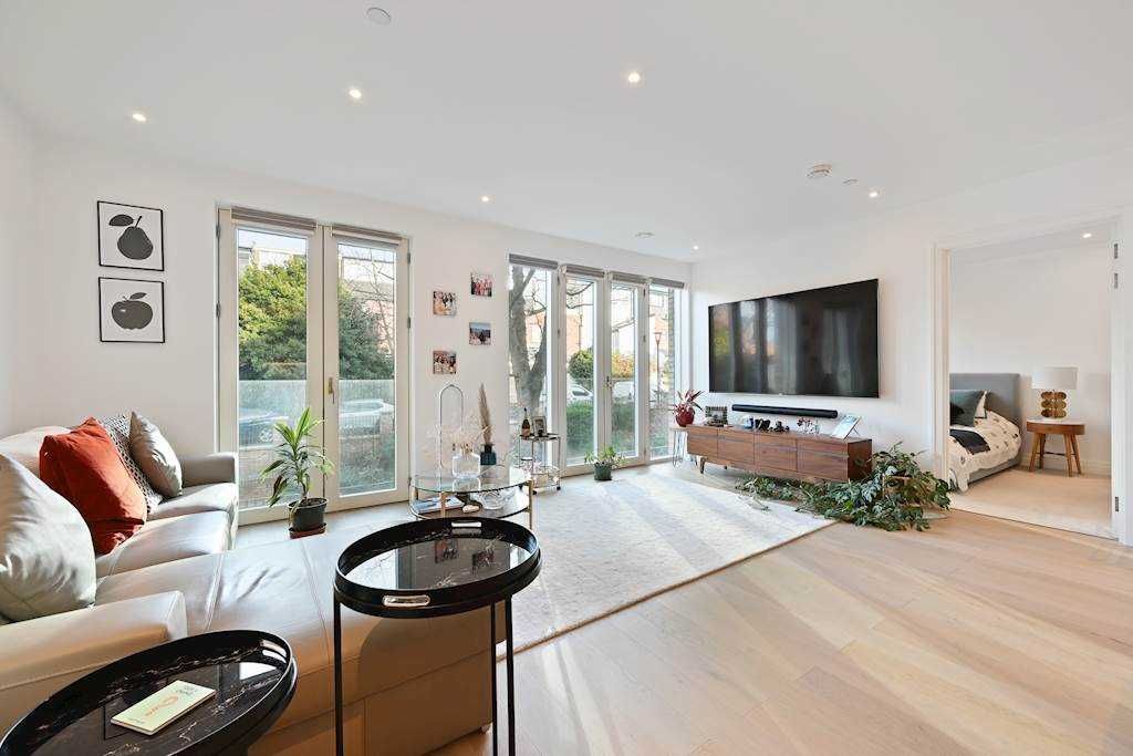 Property photo 1 of 16 Main Picture