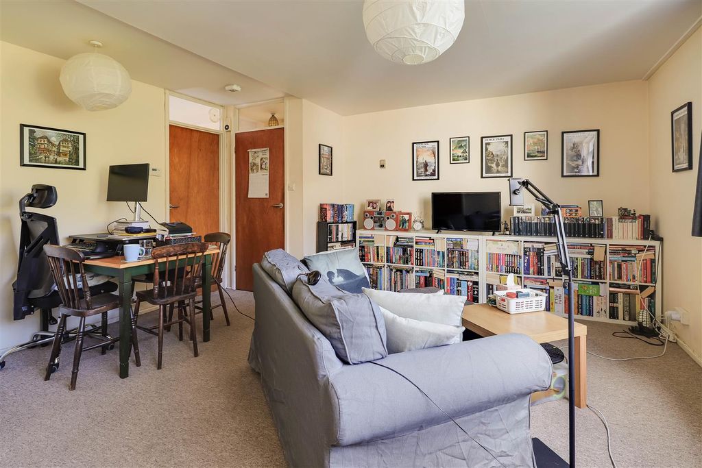 Property photo 2 of 18 Img (11).Jpg