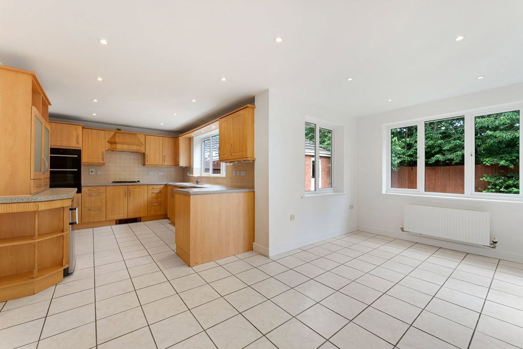 Property photo 2 of 55