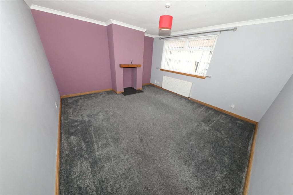 Property photo 2 of 20 B