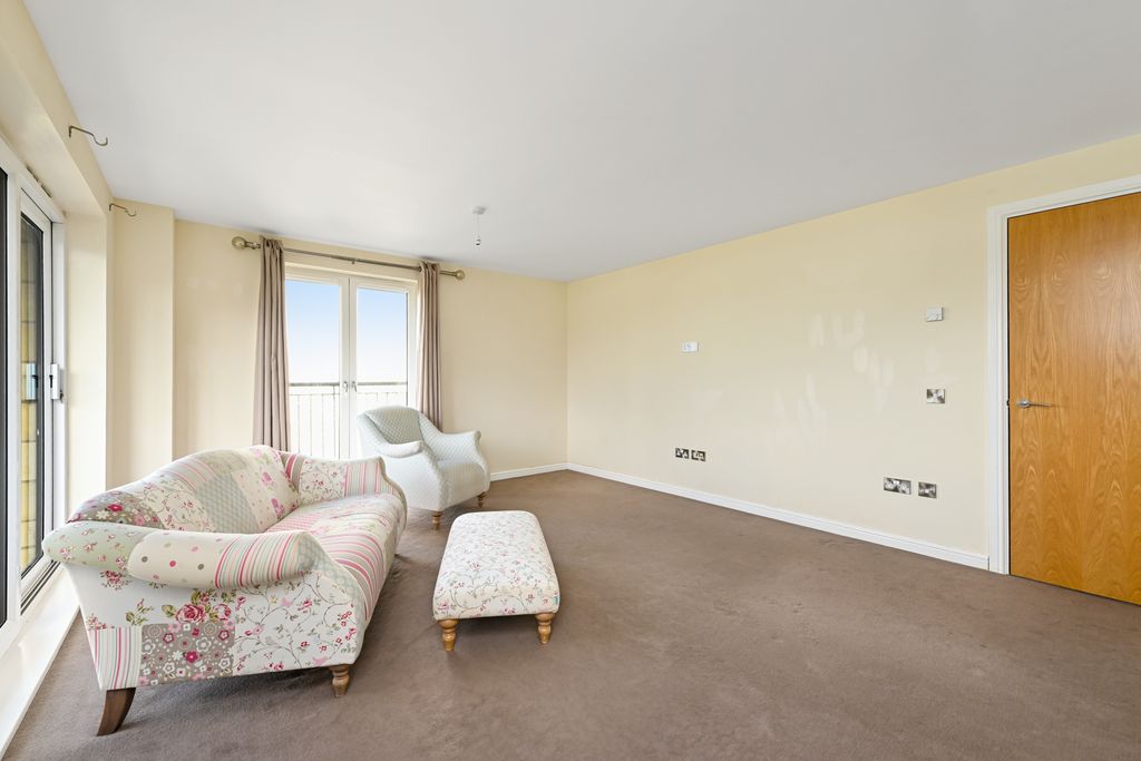 Property photo 3 of 13 Property Image 3