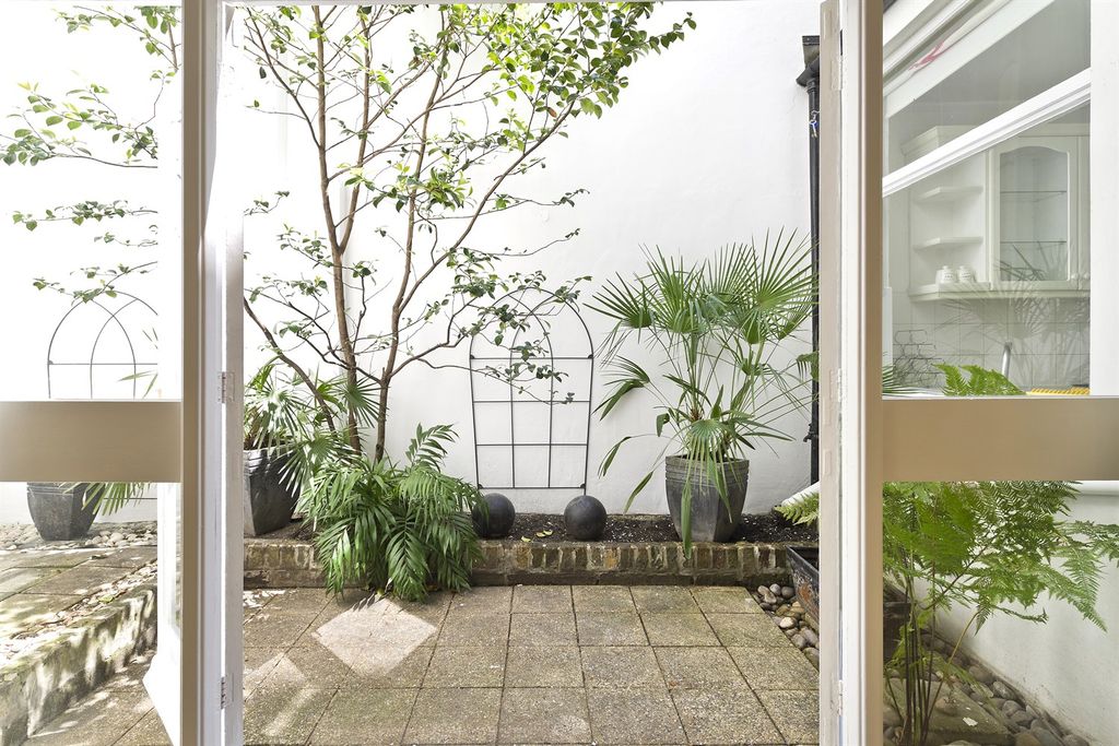 Property photo 2 of 9 Patio Alt View