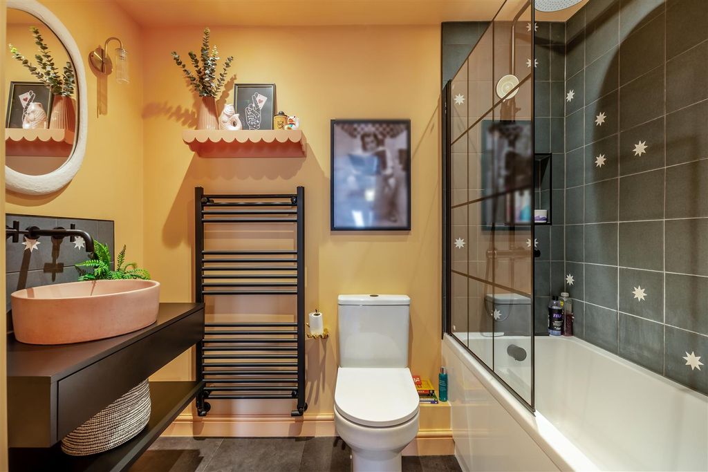 Property photo 1 of 19 Ground Floor Bathroom