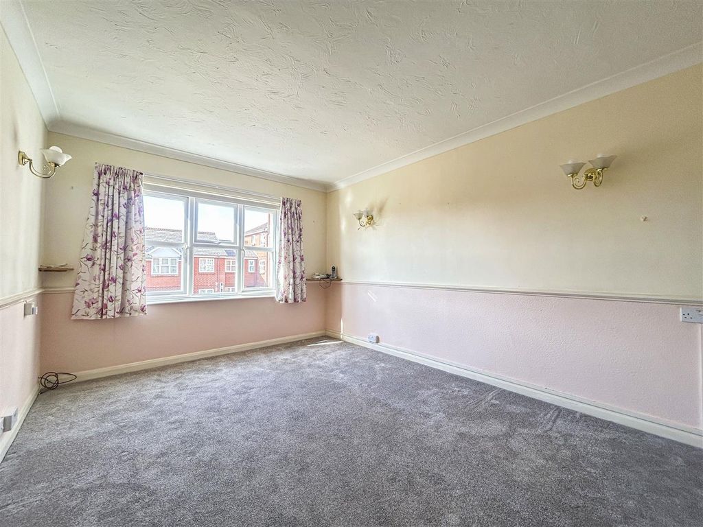 Property photo 2 of 12 Img_0756.Jpg