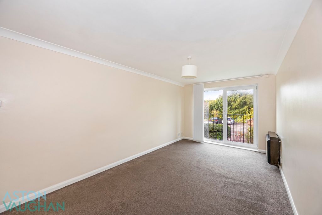 Property photo 2 of 17 4561761