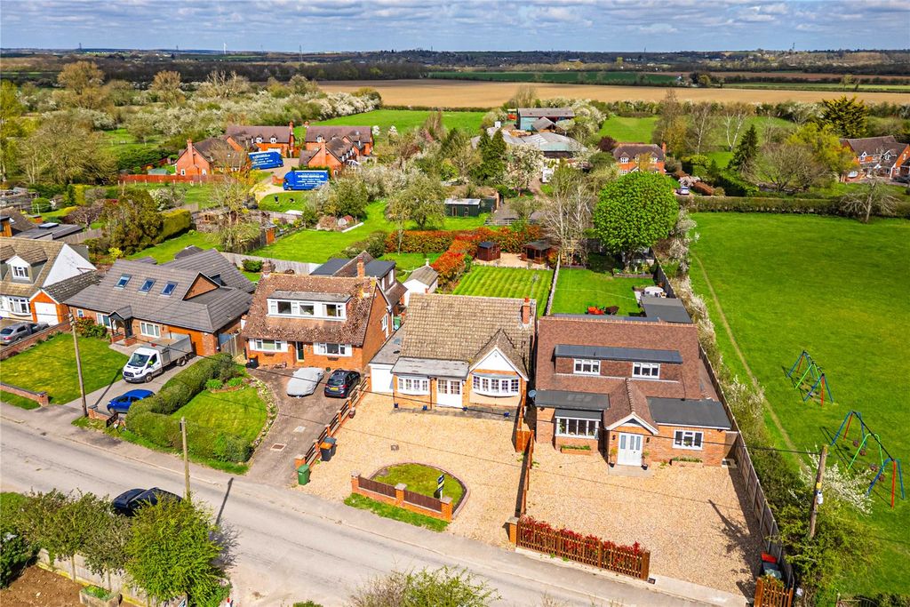 Property photo 3 of 27 Picture No. 36