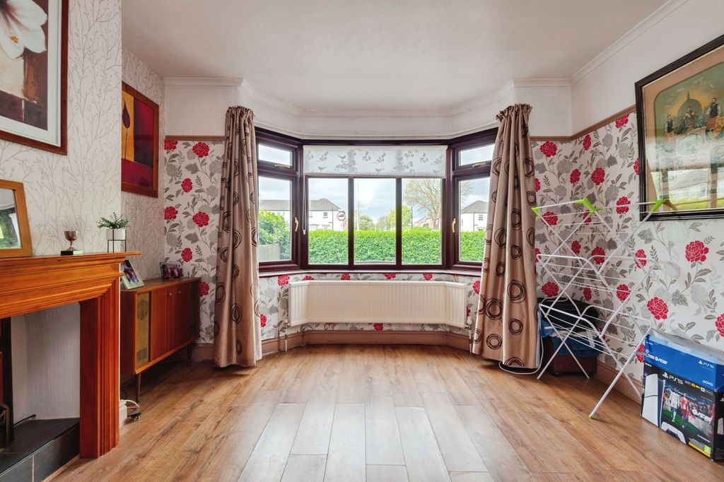 Property photo 3 of 19 Pbox-Img.Jpg
