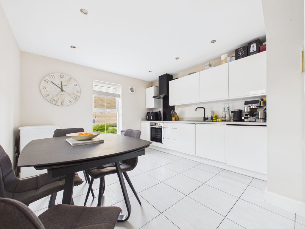 Property photo 2 of 27 2- Rob Hammond Ewemove Pontefract
