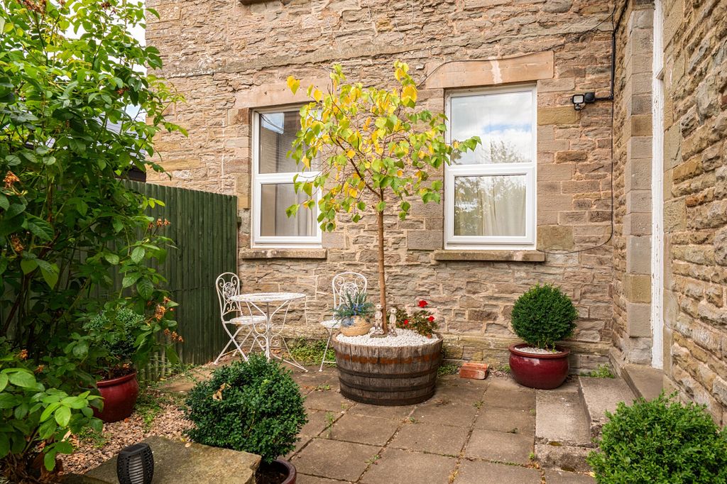 Property photo 2 of 19 External