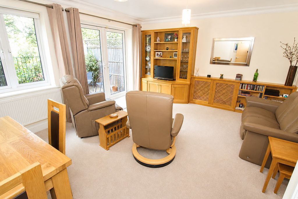 Property photo 3 of 19 Photo 3