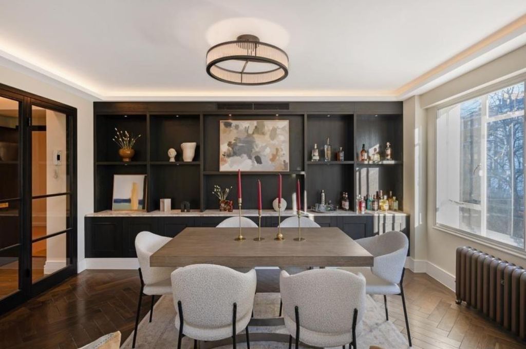 Property photo 2 of 6 Hampstead 1.Png