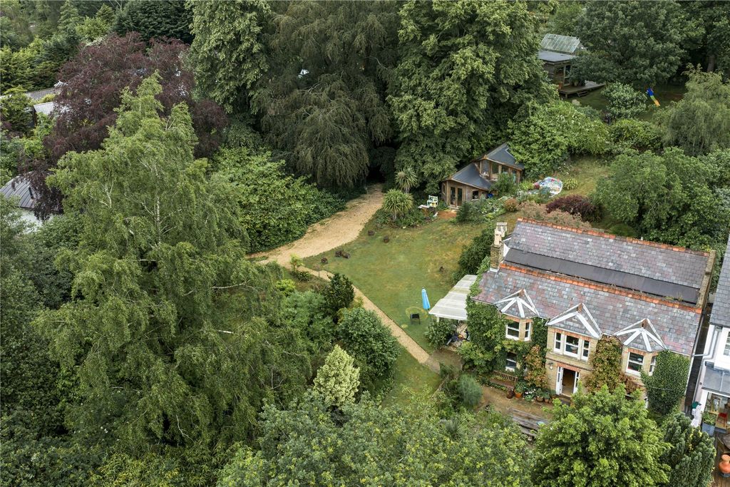 Property photo 1 of 15 Picture No. 02