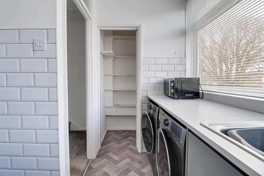 Property photo 3 of 14 Kitchen/Pantry