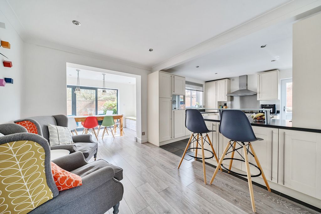 Property photo 3 of 15