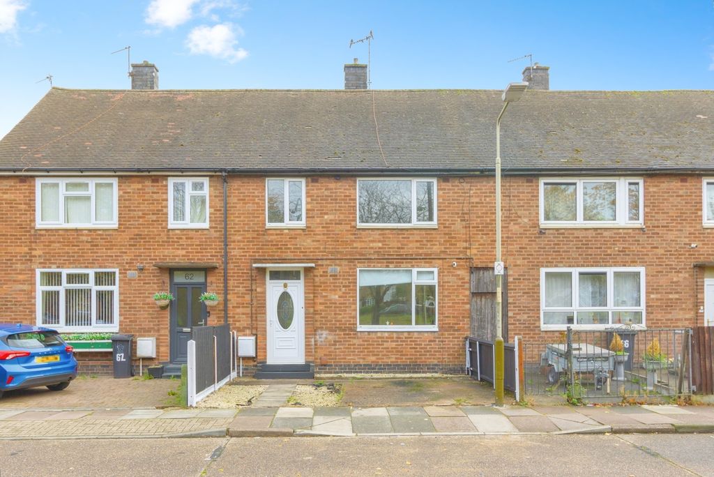 Property photo 1 of 17 Front