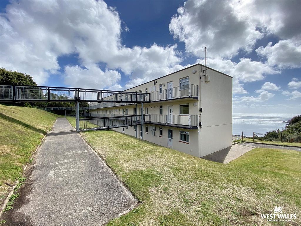 Additional image 17 of 2 bed flat for saleDevon Court, Freshwater East, Pembroke SA71