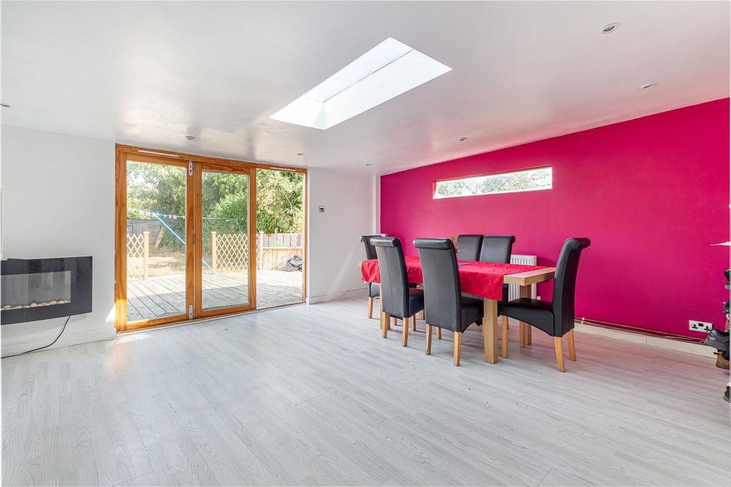 Property photo 2 of 21 Dining-Room-1.Jpg